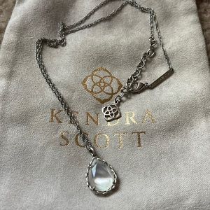 Kendra Scott Necklace